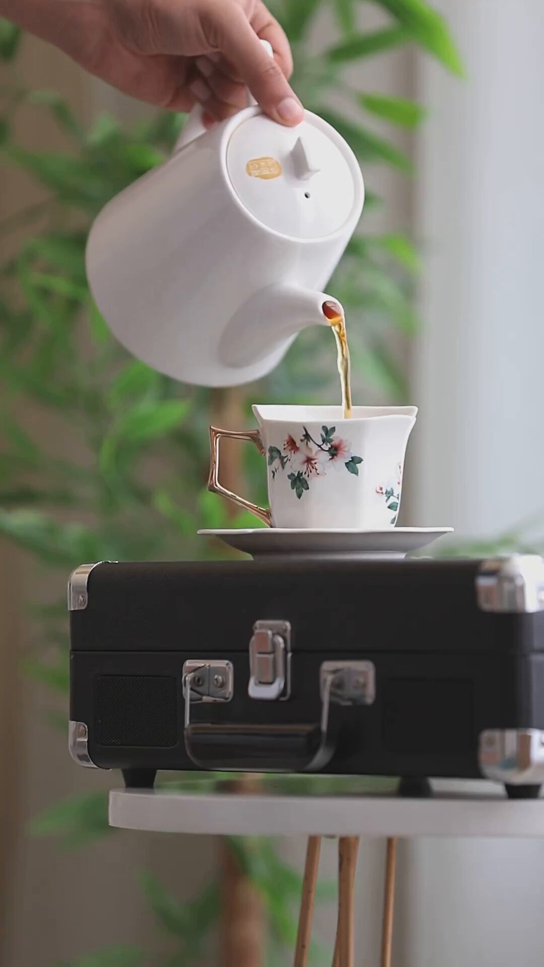 ویدیو خام چای